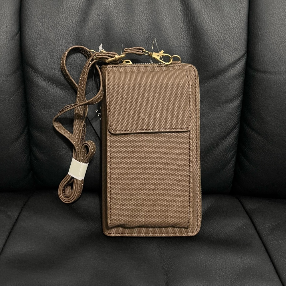 Sasha Accessories zip-around wallet with a crossbody strap beige/taupe New